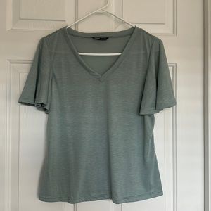 SHEIN Medium flutter sleeve tee